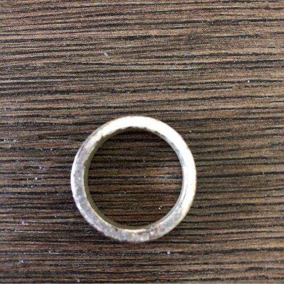 Sliver and black metal ring in size 9 - Picture 2 of 2